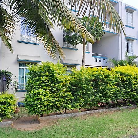 Allamanda Apartments - 100M Bain Boeuf Beach Luaran gambar