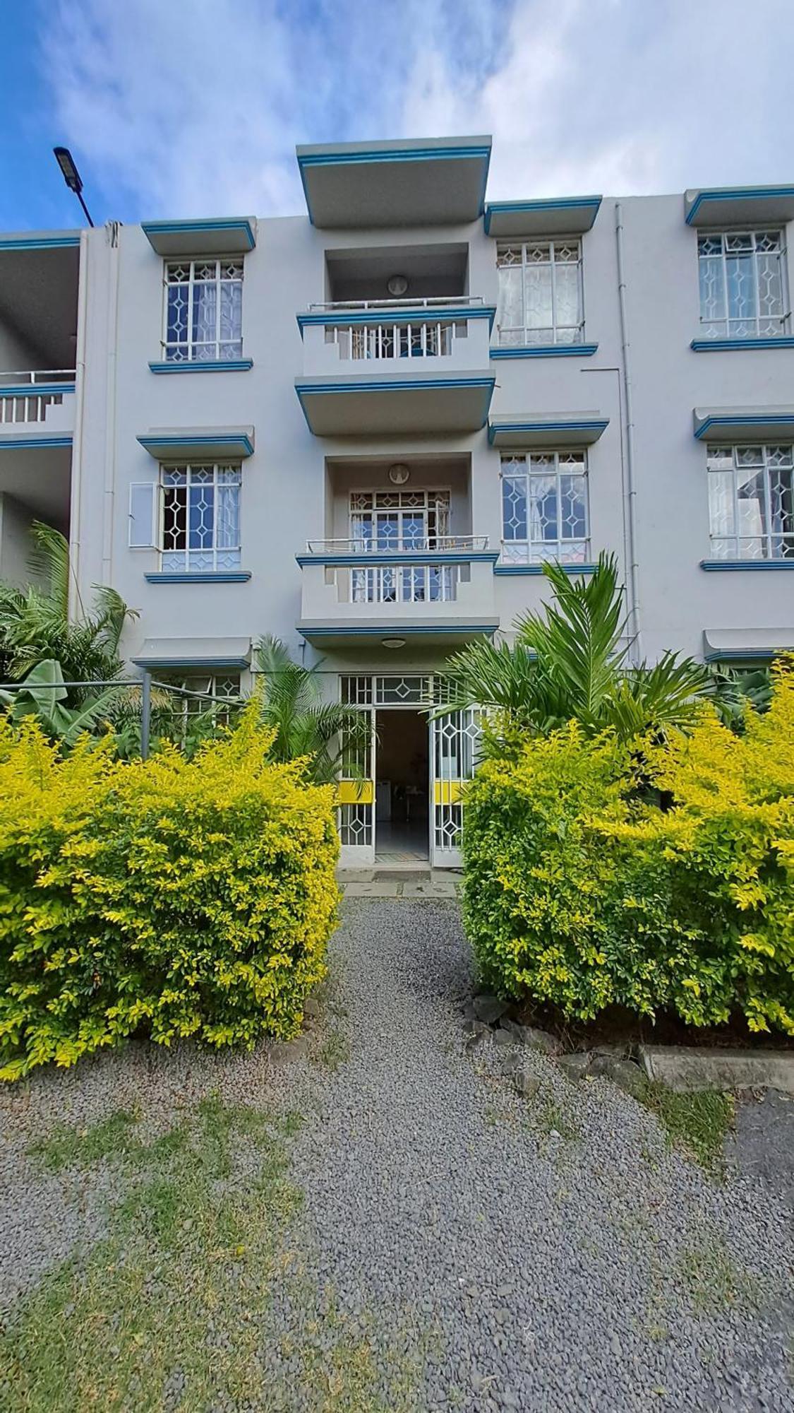 Allamanda Apartments - 100M Bain Boeuf Beach Luaran gambar