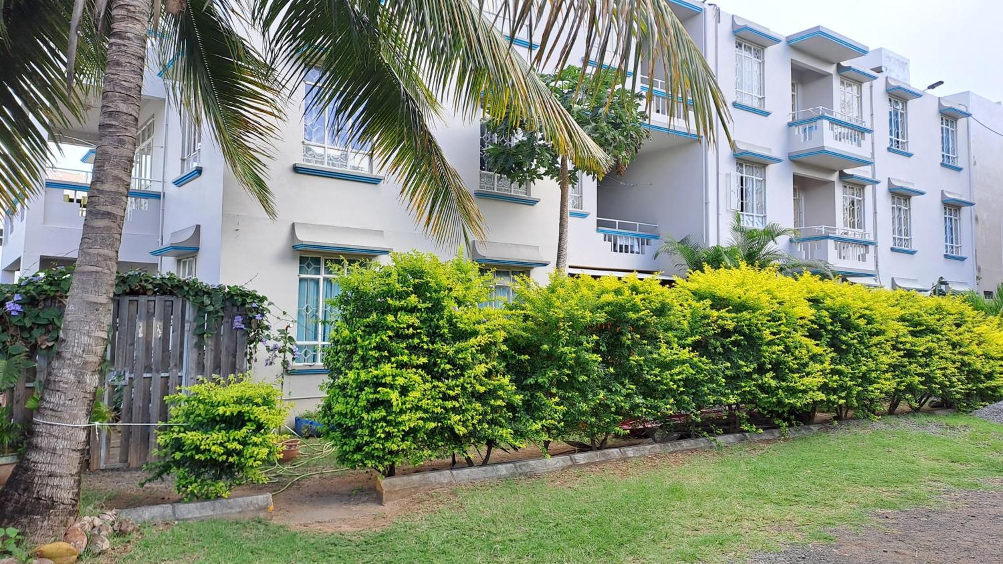 Allamanda Apartments - 100M Bain Boeuf Beach Luaran gambar