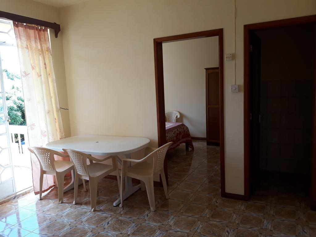 Allamanda Apartments - 100M Bain Boeuf Beach Luaran gambar