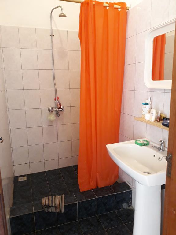 Allamanda Apartments - 100M Bain Boeuf Beach Luaran gambar