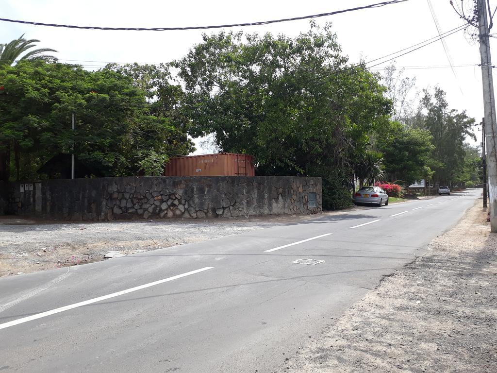 Allamanda Apartments - 100M Bain Boeuf Beach Luaran gambar