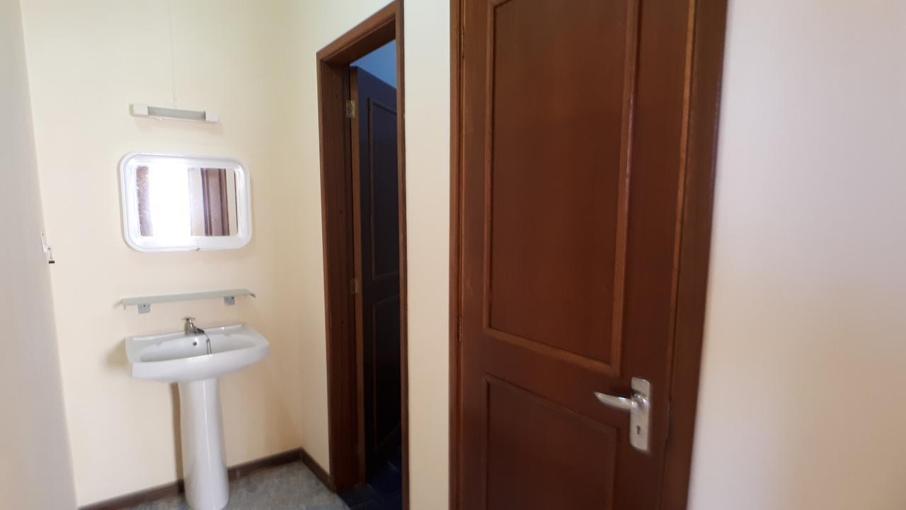 Allamanda Apartments - 100M Bain Boeuf Beach Luaran gambar