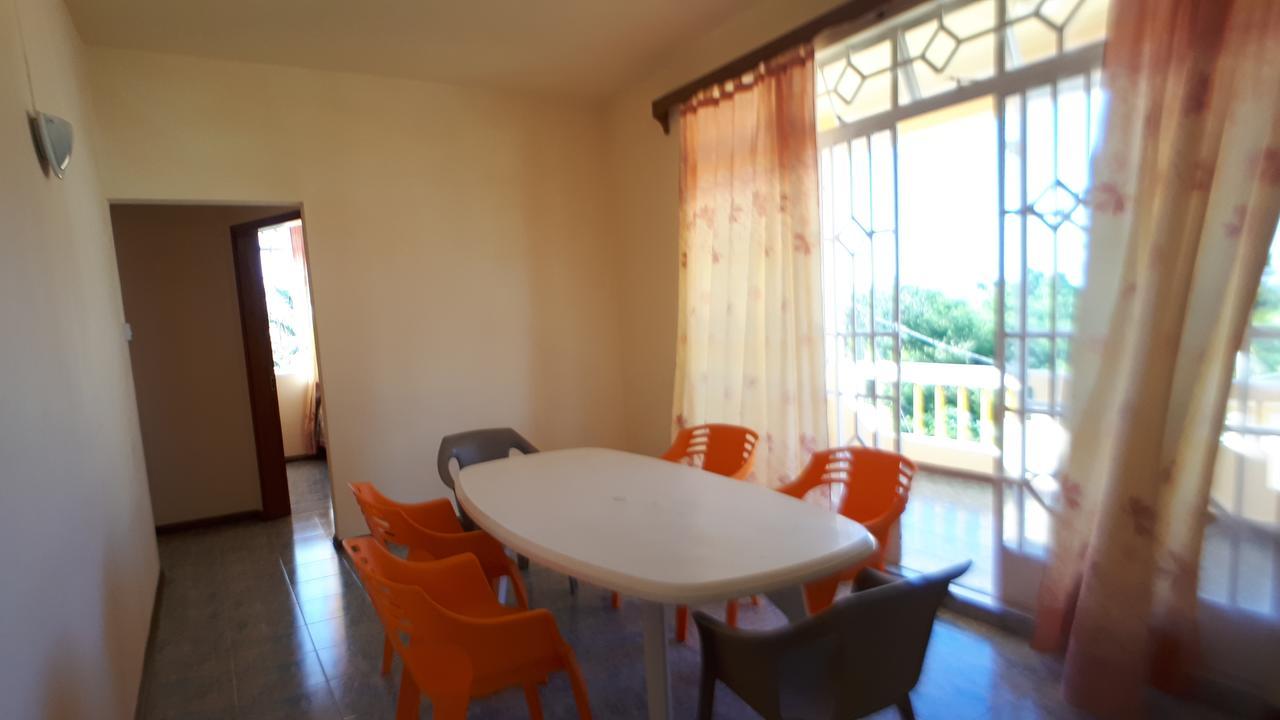 Allamanda Apartments - 100M Bain Boeuf Beach Luaran gambar