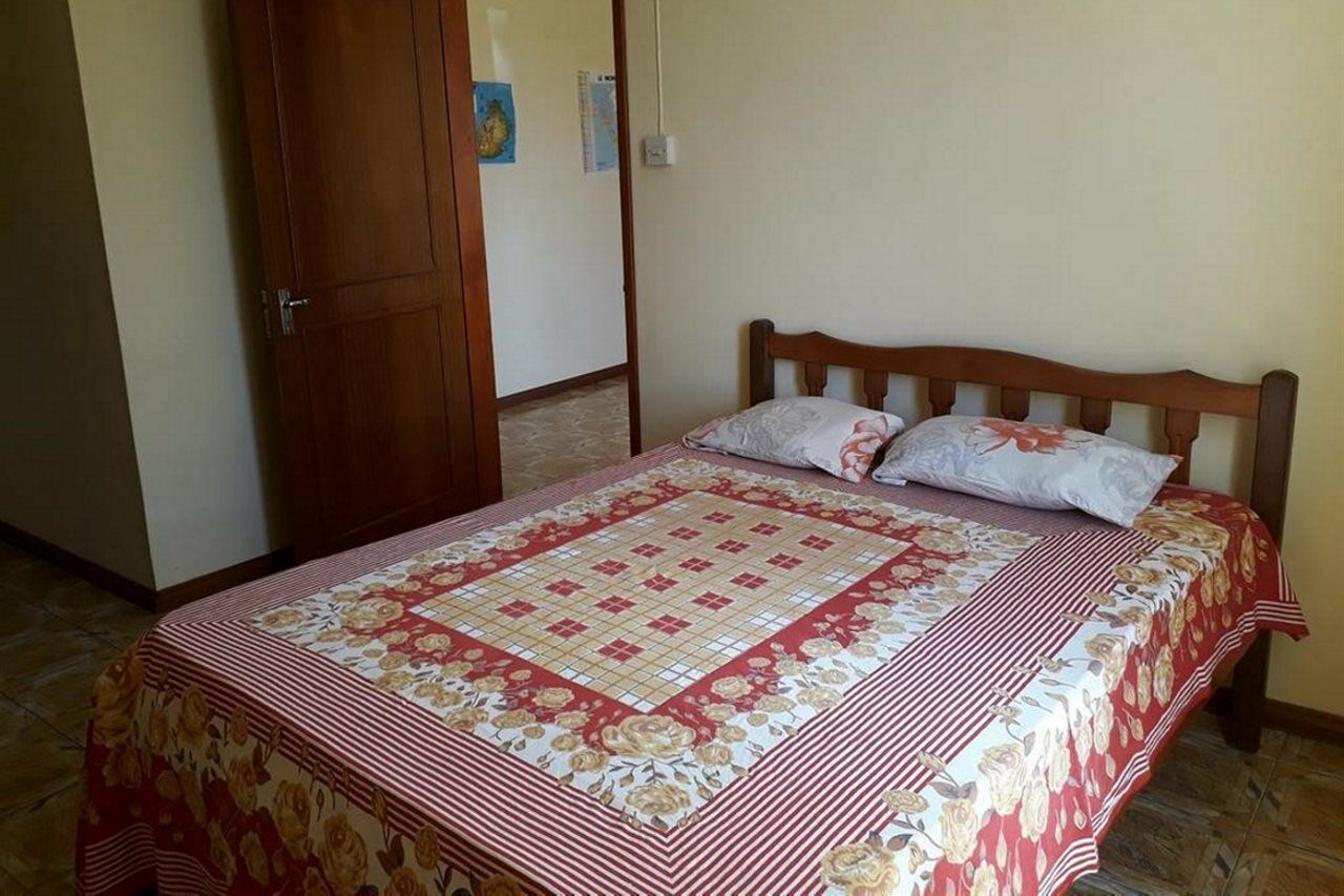 Allamanda Apartments - 100M Bain Boeuf Beach Luaran gambar