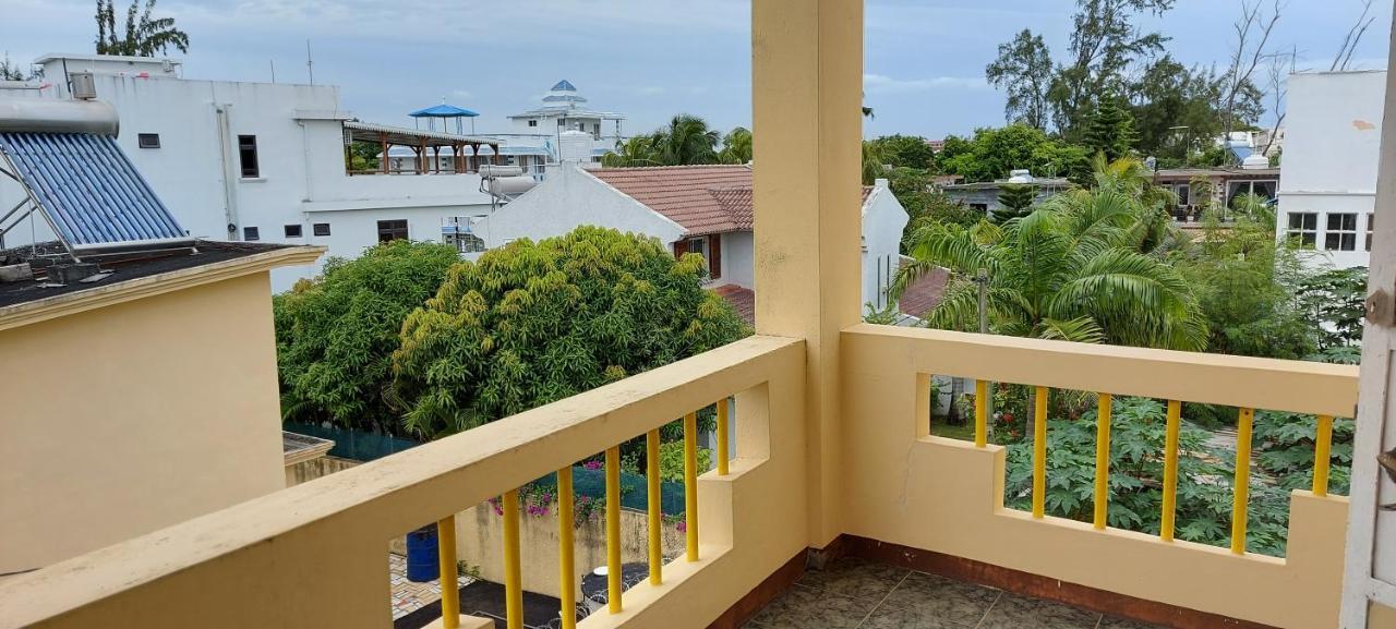 Allamanda Apartments - 100M Bain Boeuf Beach Luaran gambar
